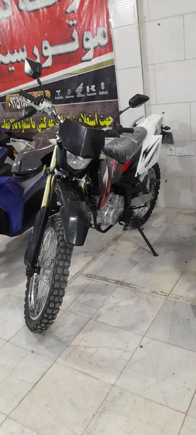 تریل خشک ۴۰۲|موتورسیکلت|بجنورد, |دیوار