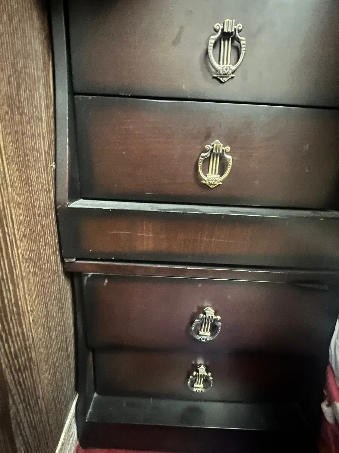 فروش کمد ومیز آرایش کامل|تخت و سرویس خواب|مبارکه, |دیوار