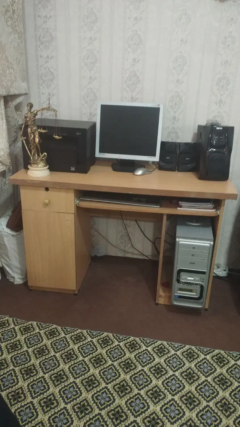 میز کامپیوتر|میز تحریر و کامپیوتر|سلماس, |دیوار