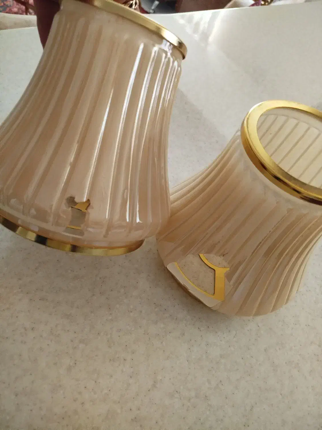 لوستر نونو،،هنوز آویز نشده|لوستر و چراغ آویز|شیراز, آزادگان|دیوار