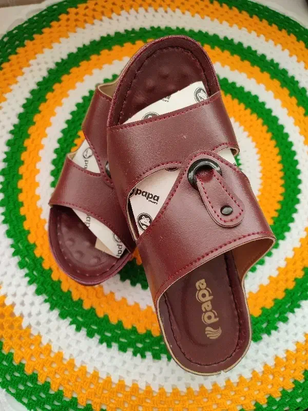 دمپایی|کیف، کفش، کمربند|قم, نخودی|دیوار