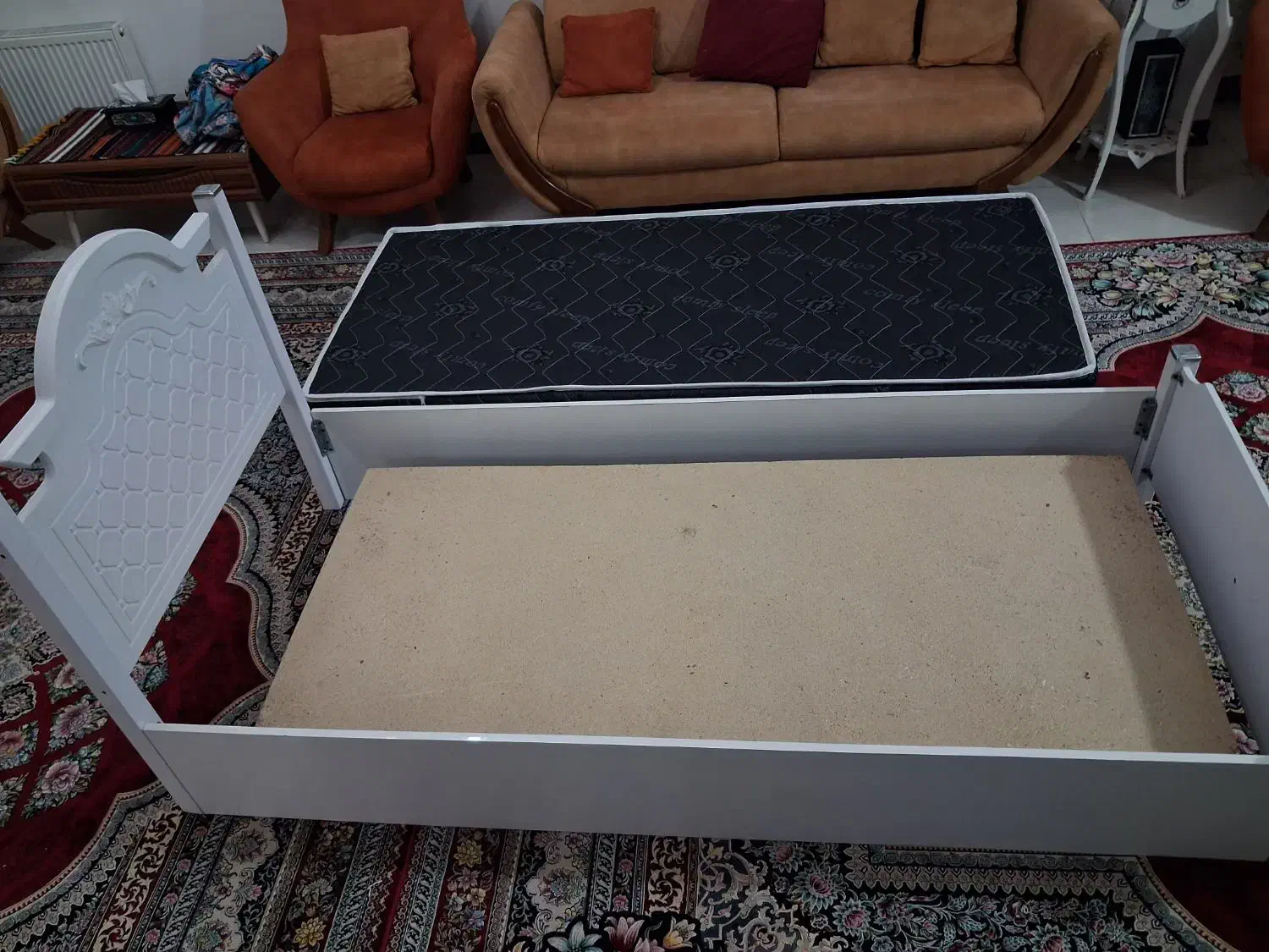 تخت خواب|تخت و سرویس خواب|فردیس, نسترن غربی|دیوار