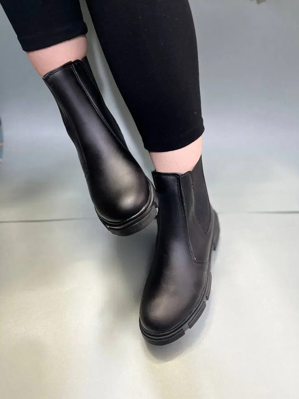 نیم بوت کشی|کیف، کفش، کمربند|سبزوار, طبرسی (جعفرآباد)|دیوار