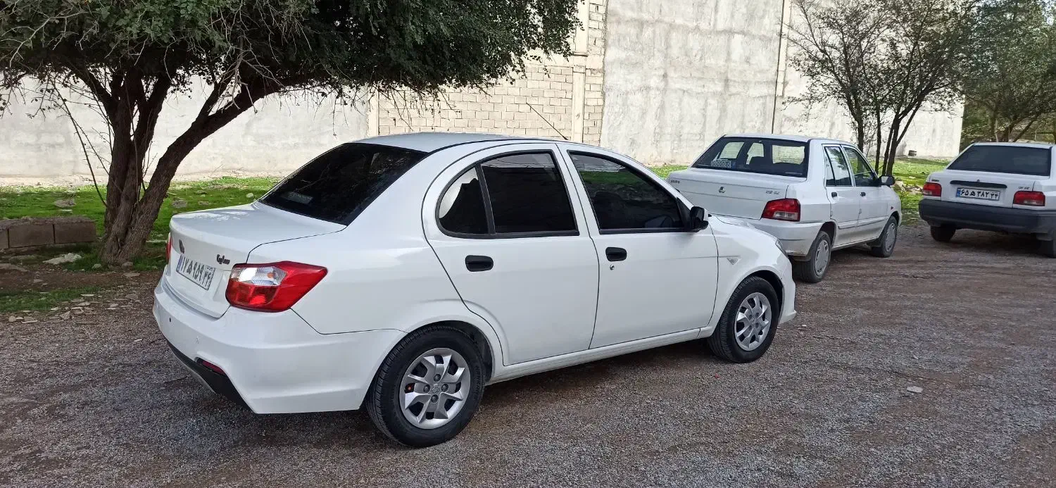 ساینا S|خودرو سواری و وانت|شوشتر, |دیوار