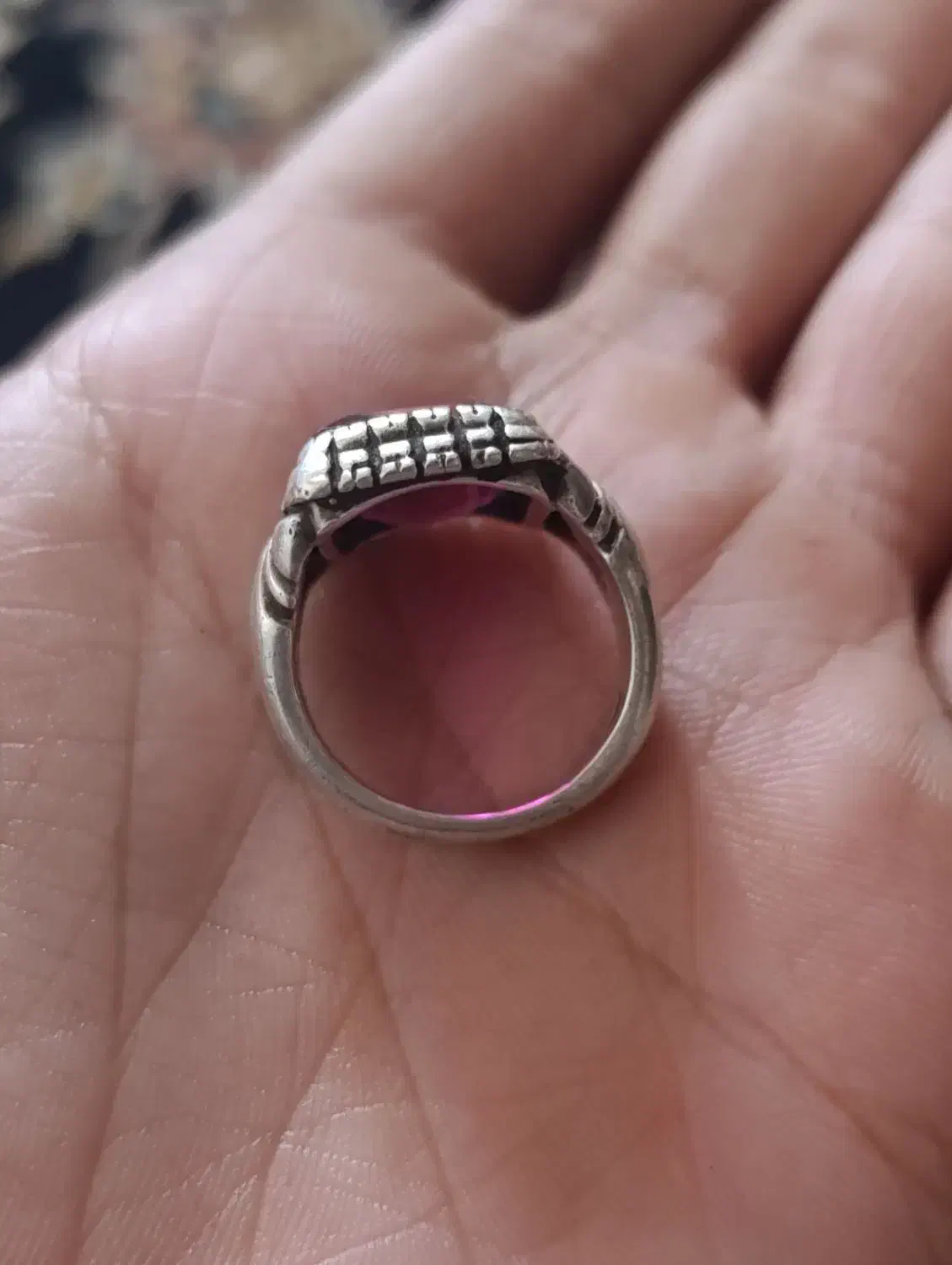 انشگر یاقوت|جواهرات|هوراند, |دیوار