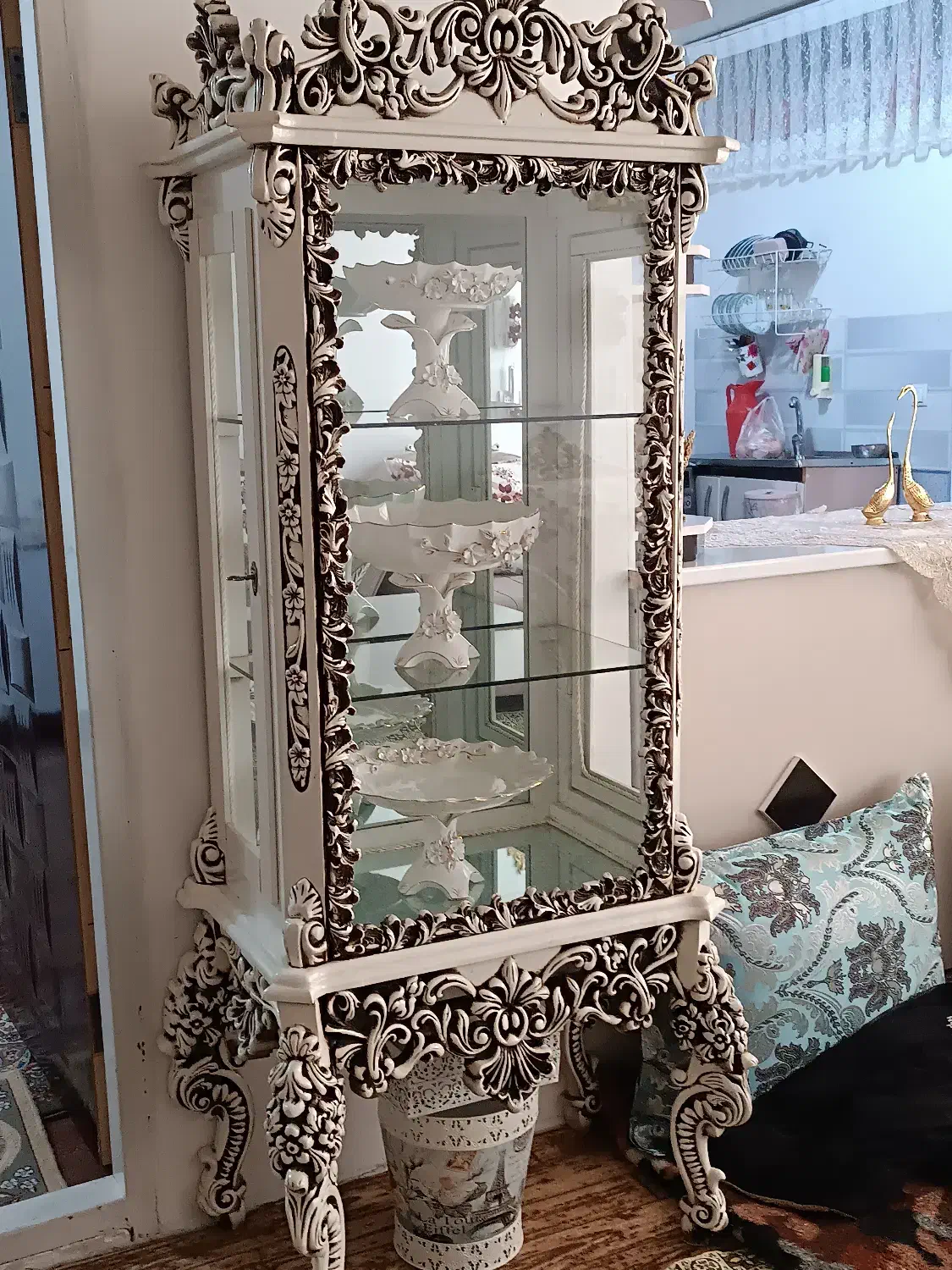 بوفه تمام چوب|بوفه، ویترین، کنسول|مراغه, |دیوار