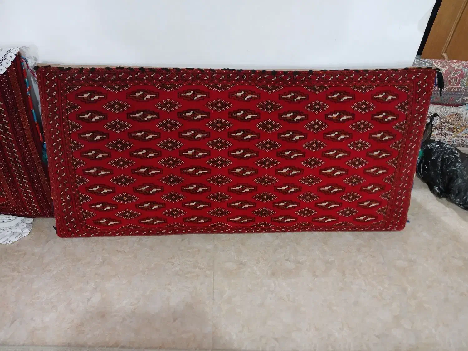 پشتی دست بافت|پشتی|آستانه اشرفیه, |دیوار