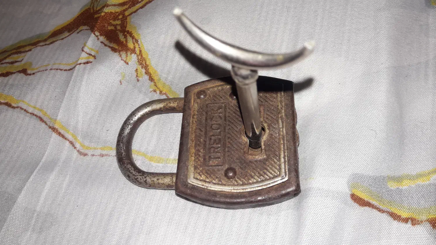 دوعدد قفل قدیمی برنجی|کلکسیون و سرگرمی|قزوین, |دیوار