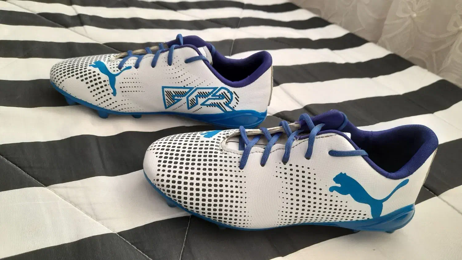 استوک کفش فوتبال|کیف، کفش، کمربند|اسلامشهر, شهرک واوان|دیوار