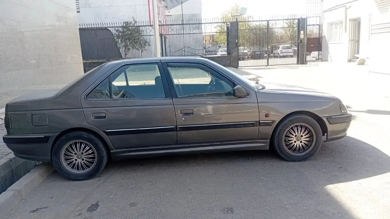 پژو پارس|خودرو کلاسیک|گلبهار, شهر جدید گلبهار|دیوار