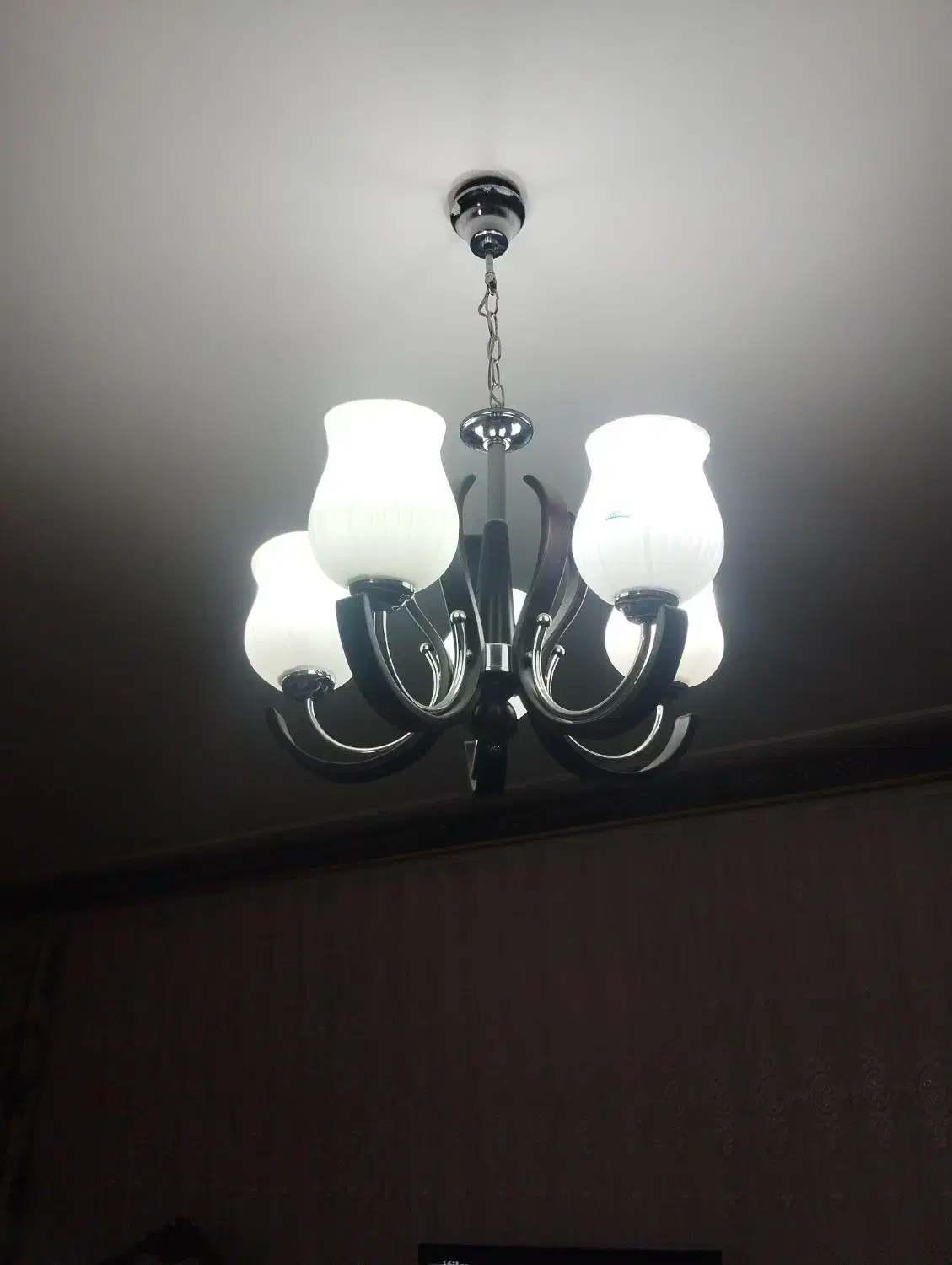 لوستر|لوستر و چراغ آویز|همدان, |دیوار