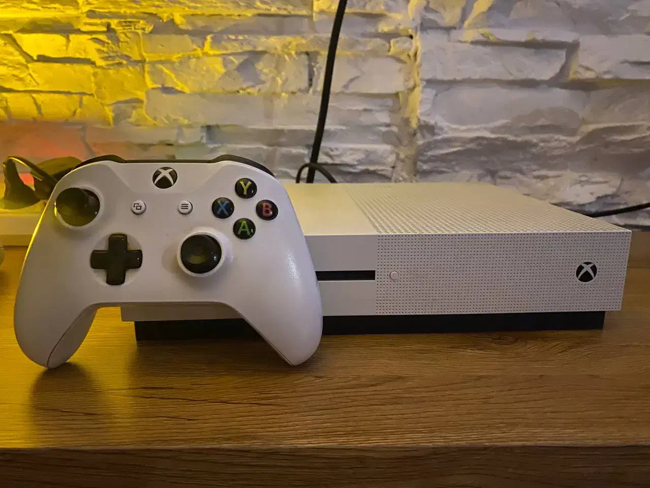 ایکس باکس وان اس 500g Xbox one s|کنسول، بازی ویدئویی و آنلاین|تهران, دریاچه شهدای خلیج فارس|دیوار