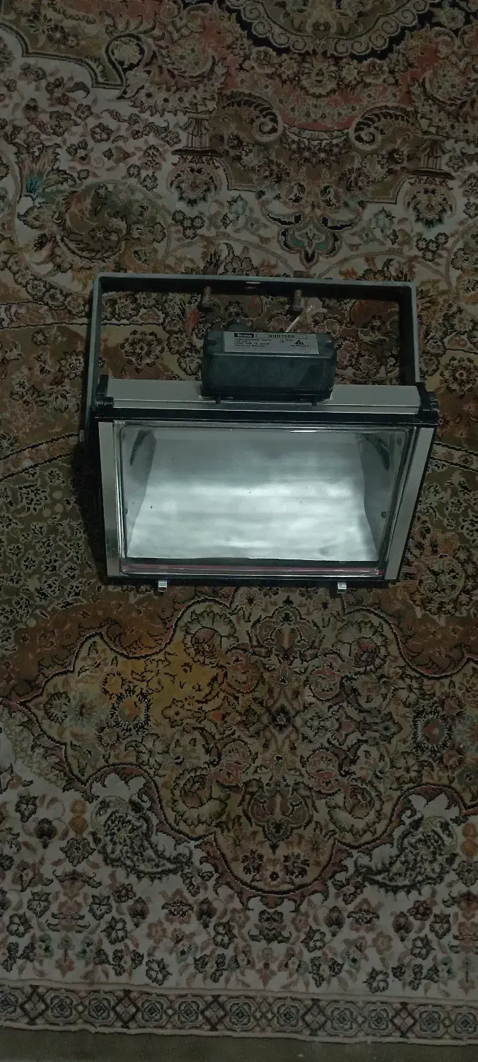 یک عدد پروژکتر‌بزارگ‌بفروش‌میرسد|تلویزیون و پروژکتور|کرمانشاه, |دیوار