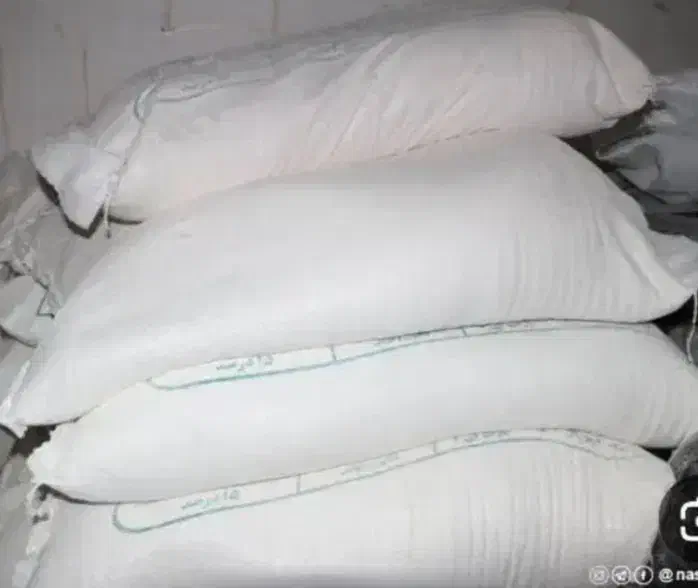 ارداسینم|خوردنی و آشامیدنی|دهگلان, |دیوار