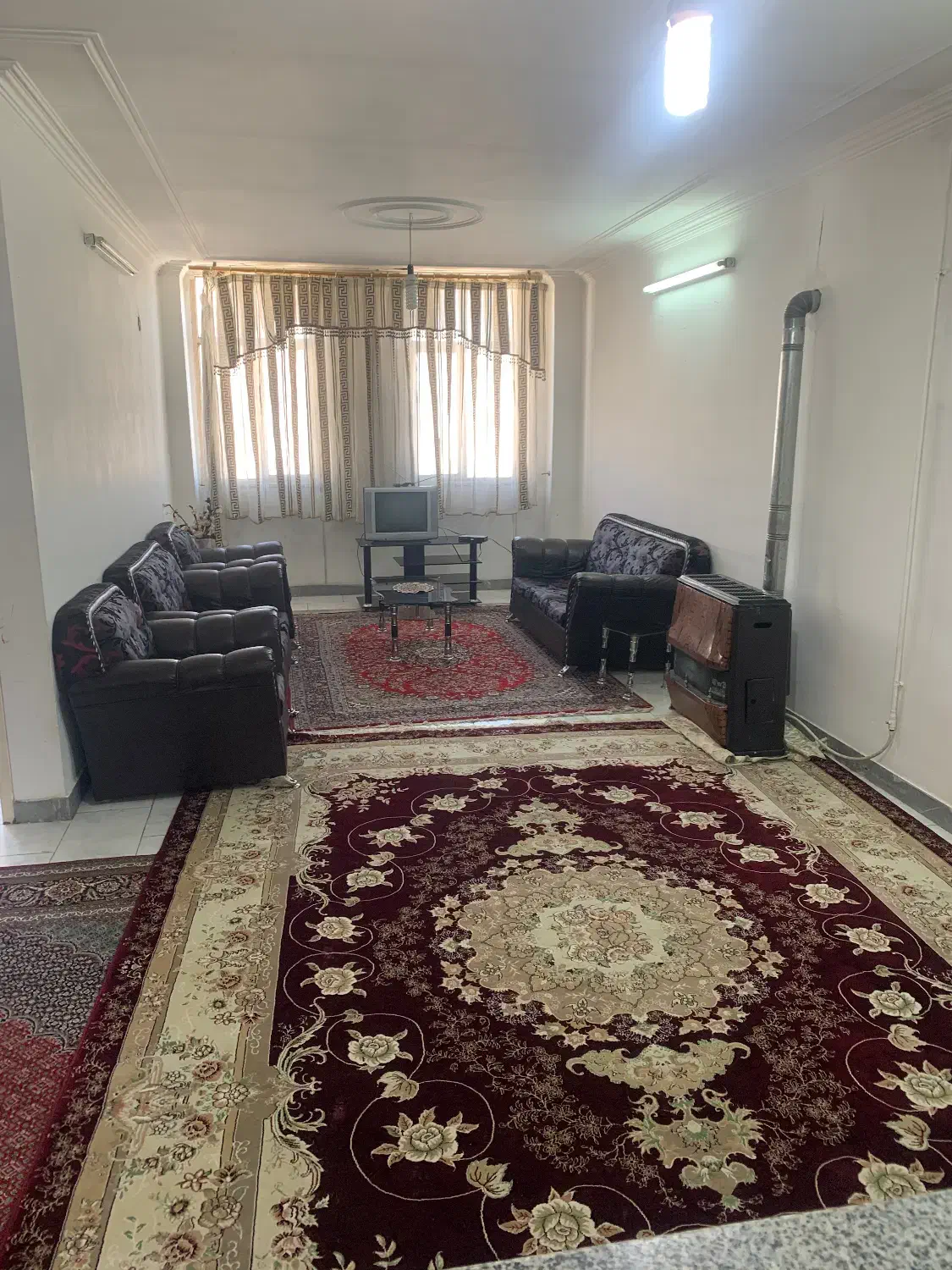 اجاره خانه سوییت آپارتمان مبله روزانه هفتگی ماهانه|اجارهٔ کوتاه‌مدت آپارتمان و سوئیت|اراک, |دیوار