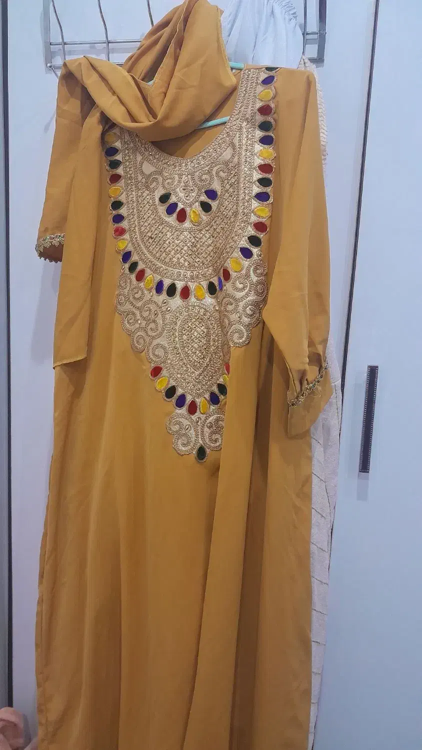 پیراهن الیزه|لباس|امیدیه, |دیوار