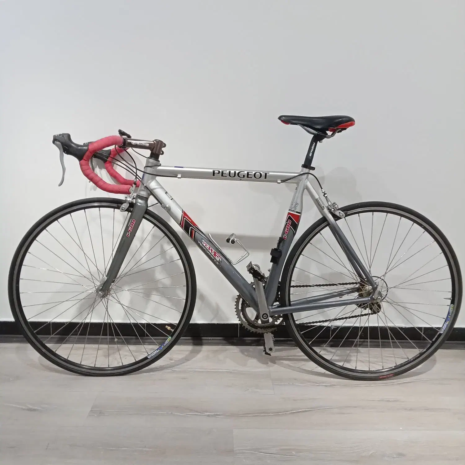 کورسی پژوc600|دوچرخه، اسکیت، اسکوتر|تهران, ونک|دیوار