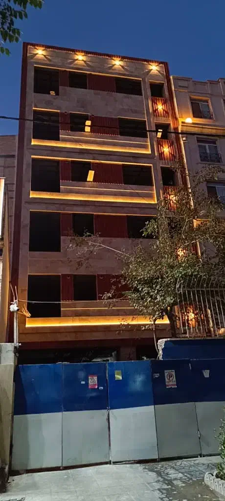 پیش فروش در بلوار کشاورز - فلسطین شمالی - نادری|پیشفروش املاک|تهران, فلسطین (میدان انقلاب)|دیوار