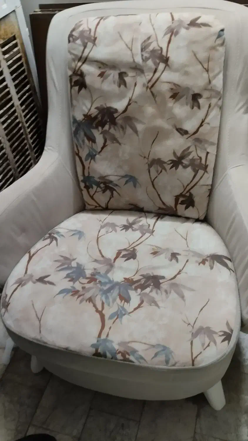 مبل راحتی|مبلمان خانگی و میز عسلی|قم, شهر قائم|دیوار