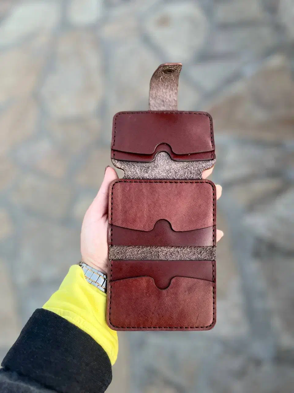 جاکارتی تمام چرم دستدوز|کیف، کفش، کمربند|میانه, |دیوار