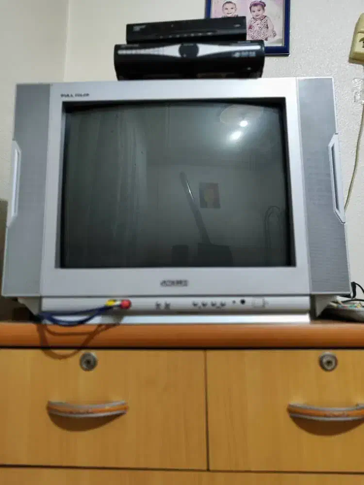 فروش تلویزیون|تلویزیون و پروژکتور|شاهین‌شهر, عطار|دیوار