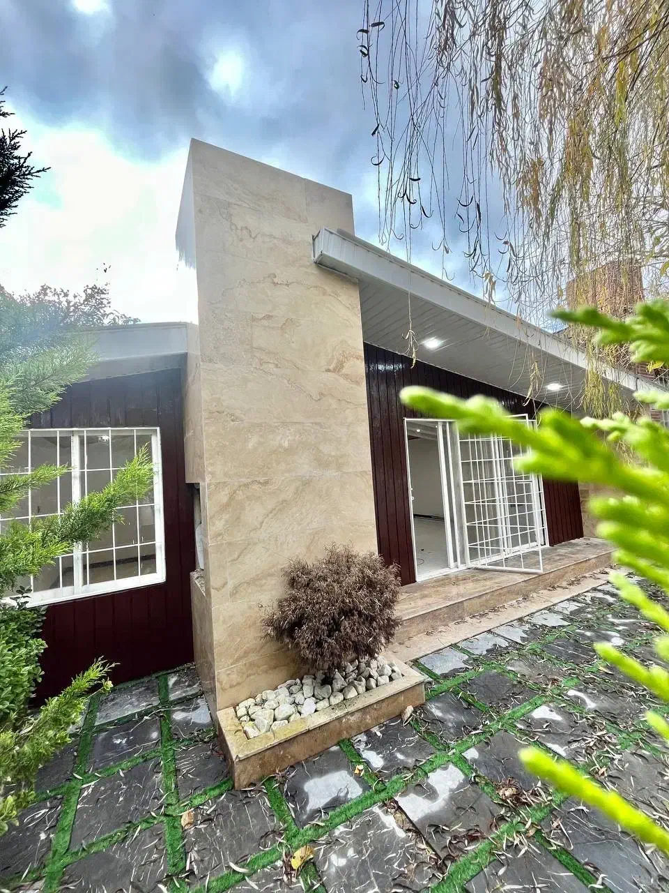 کوچیکه ولی دنجه/ شهرک جا افتاده و قدیمی/ کنتور دار|فروش خانه و ویلا|چمستان, |دیوار