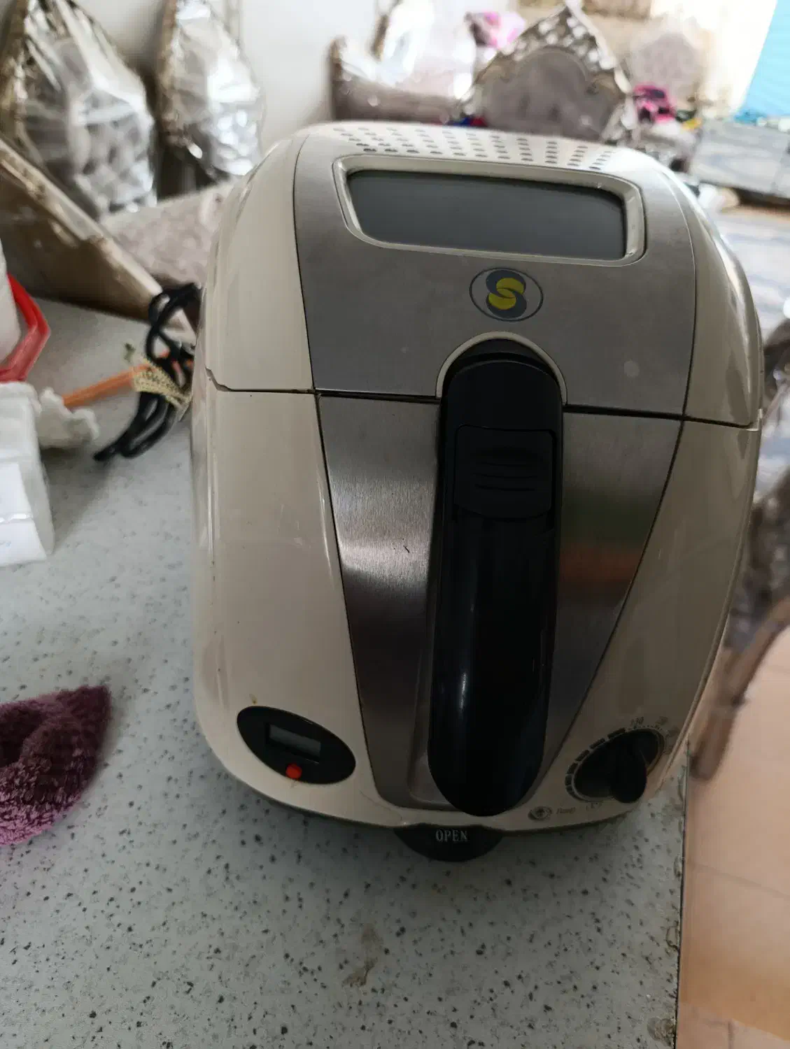 سرخ کن یک پانصد|سایر لوازم برقی|رودهن, |دیوار