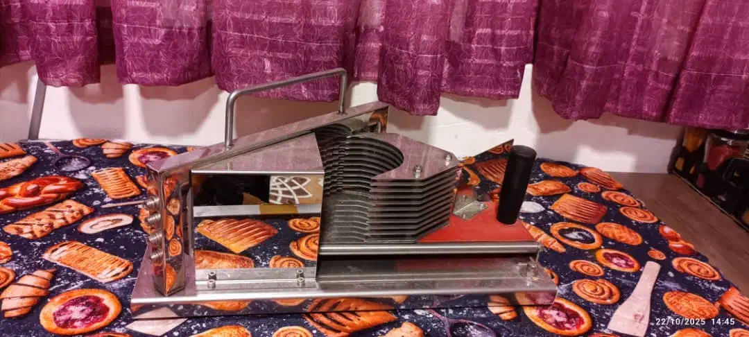 خشک کن صنعتی + اسلایسر ۱۰تیغه+ بسته‌ بندی تک توزین|ماشین‌آلات صنعتی|اندیمشک, |دیوار