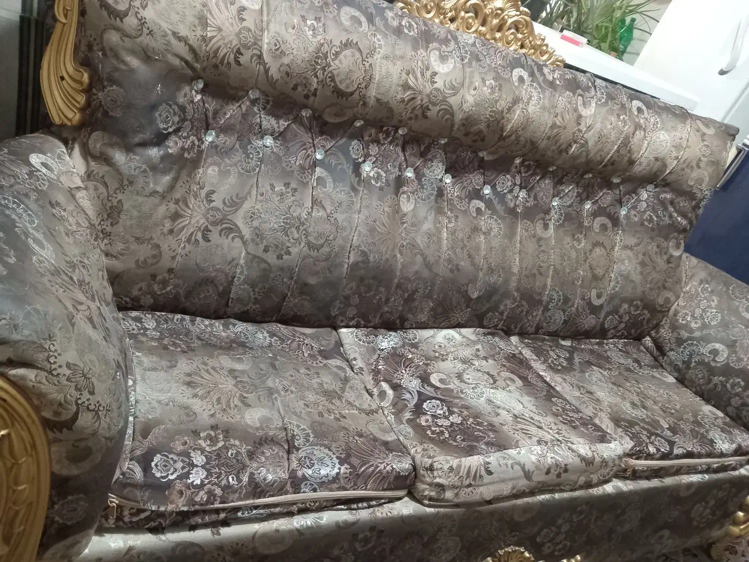 مبل|مبلمان خانگی و میز عسلی|بومهن, |دیوار