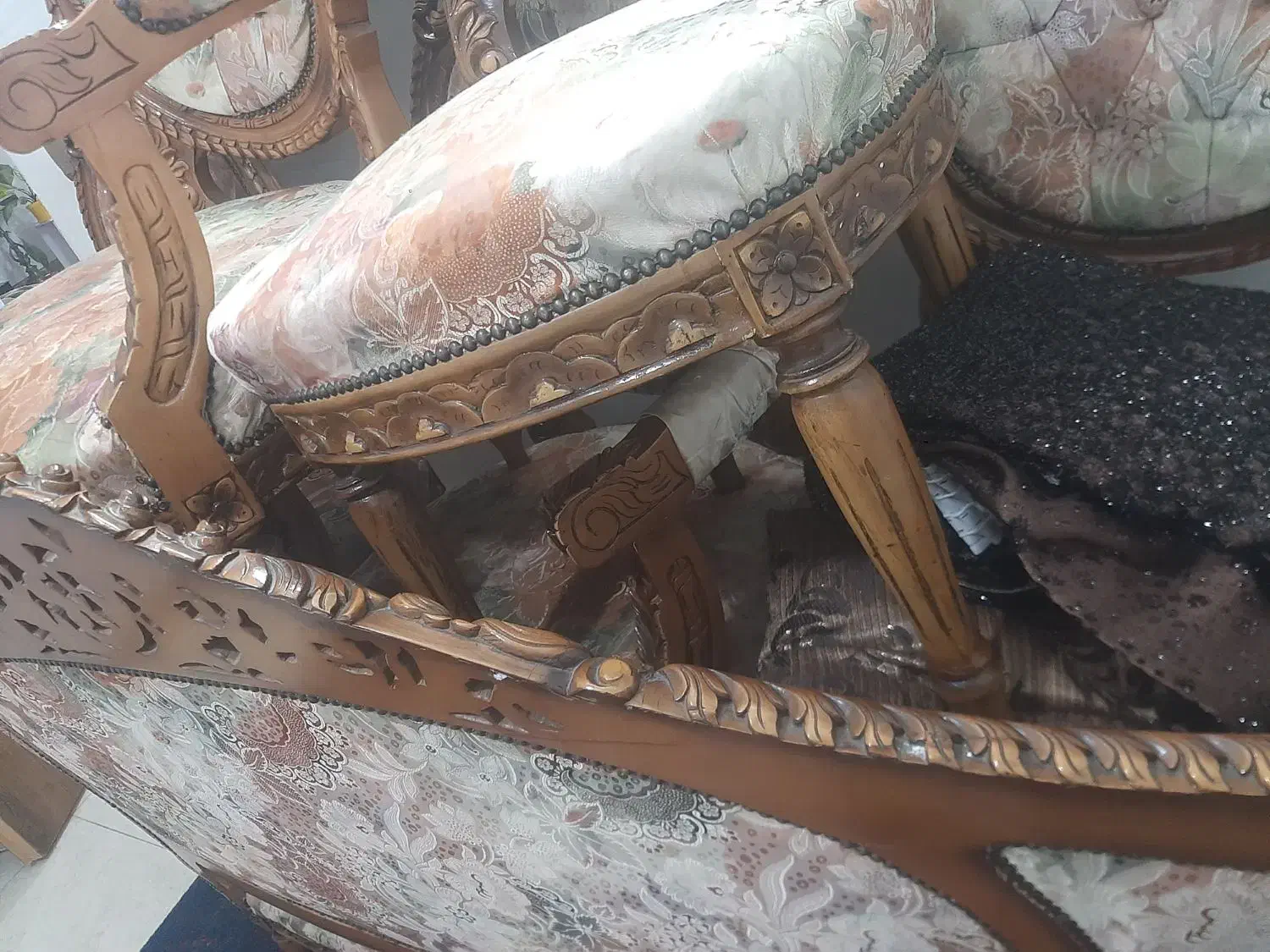 مبل ۷ نفره|مبلمان خانگی و میز عسلی|لاهیجان, گلستان|دیوار