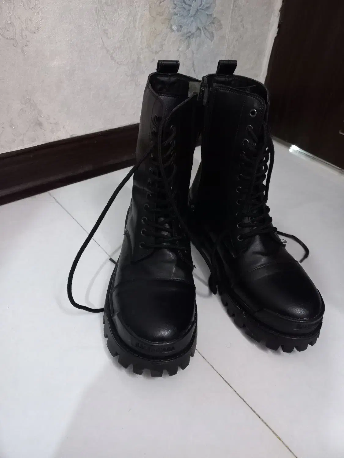 بوت مردانه بالنسیاگا|کیف، کفش، کمربند|قوچان, |دیوار