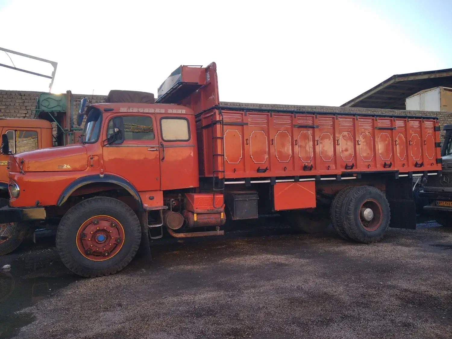 بنز تک باری دو کابین|خودرو سنگین|فولادشهر, سایت صنعتی کاوه|دیوار