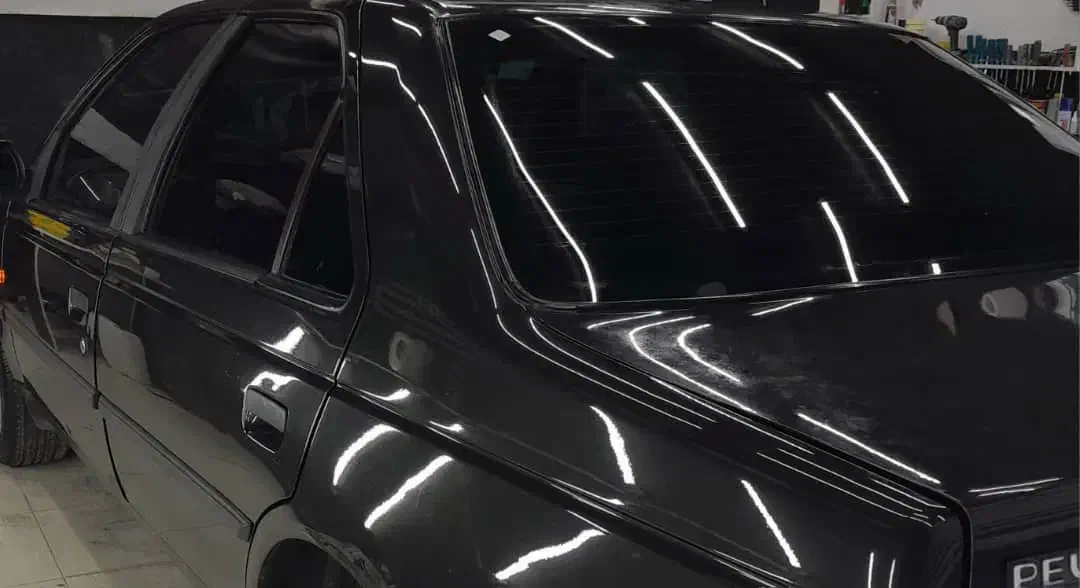 نصب تخصصی شیشه دودی اورجینال در محل مشتری|خدمات موتور و ماشین|کاشان, دانش|دیوار