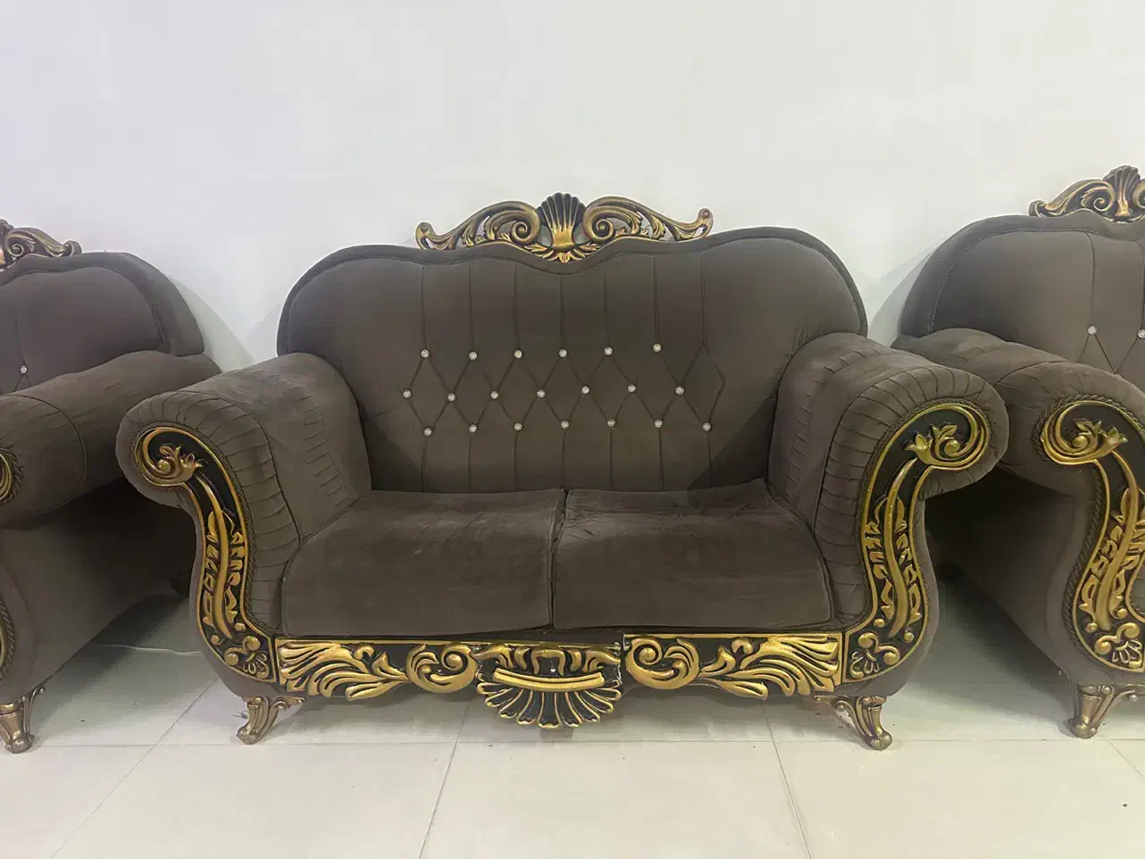 مبل راحتی|مبلمان خانگی و میز عسلی|رشت, انصاری|دیوار