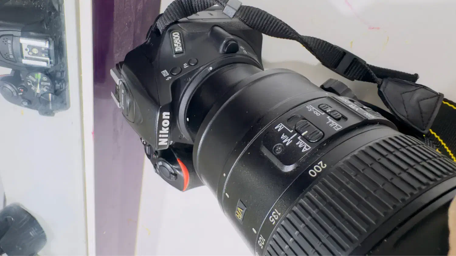 فروش دوربین nikon D5600 همراه با لنز ۷۰-۲۰۰|دوربین عکاسی و فیلمبرداری|چابهار, |دیوار