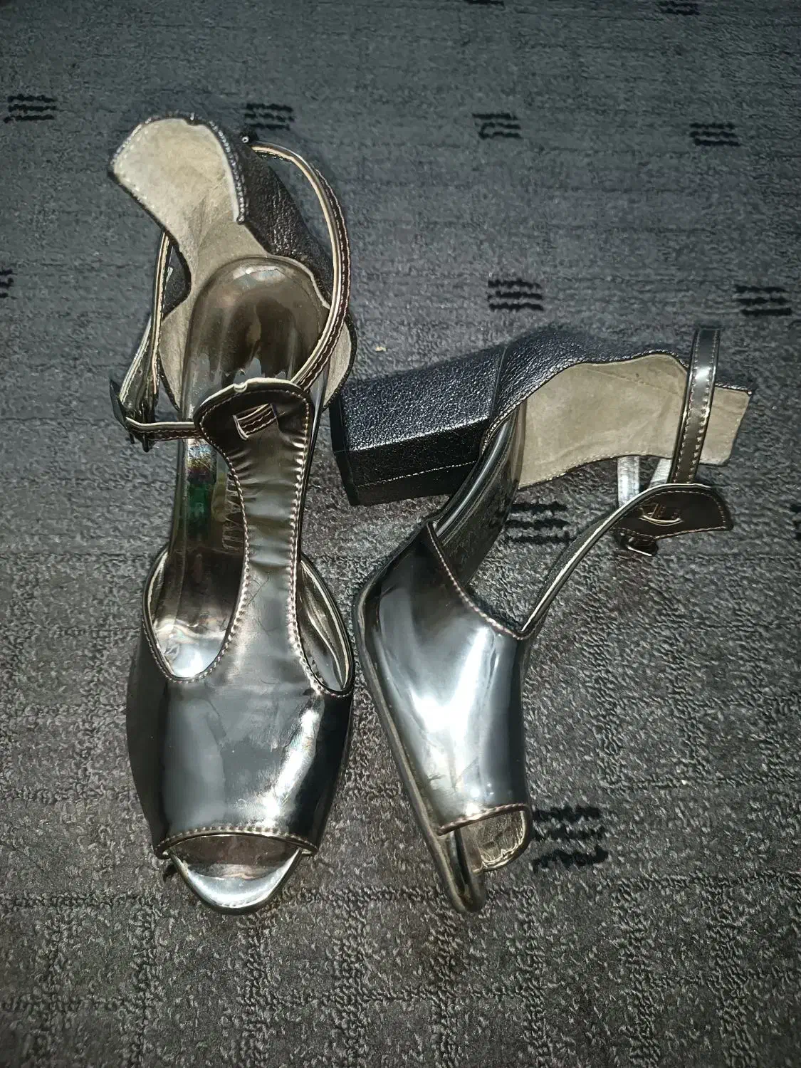 کفش مجلسی 37|کیف، کفش، کمربند|قم, باسکول|دیوار