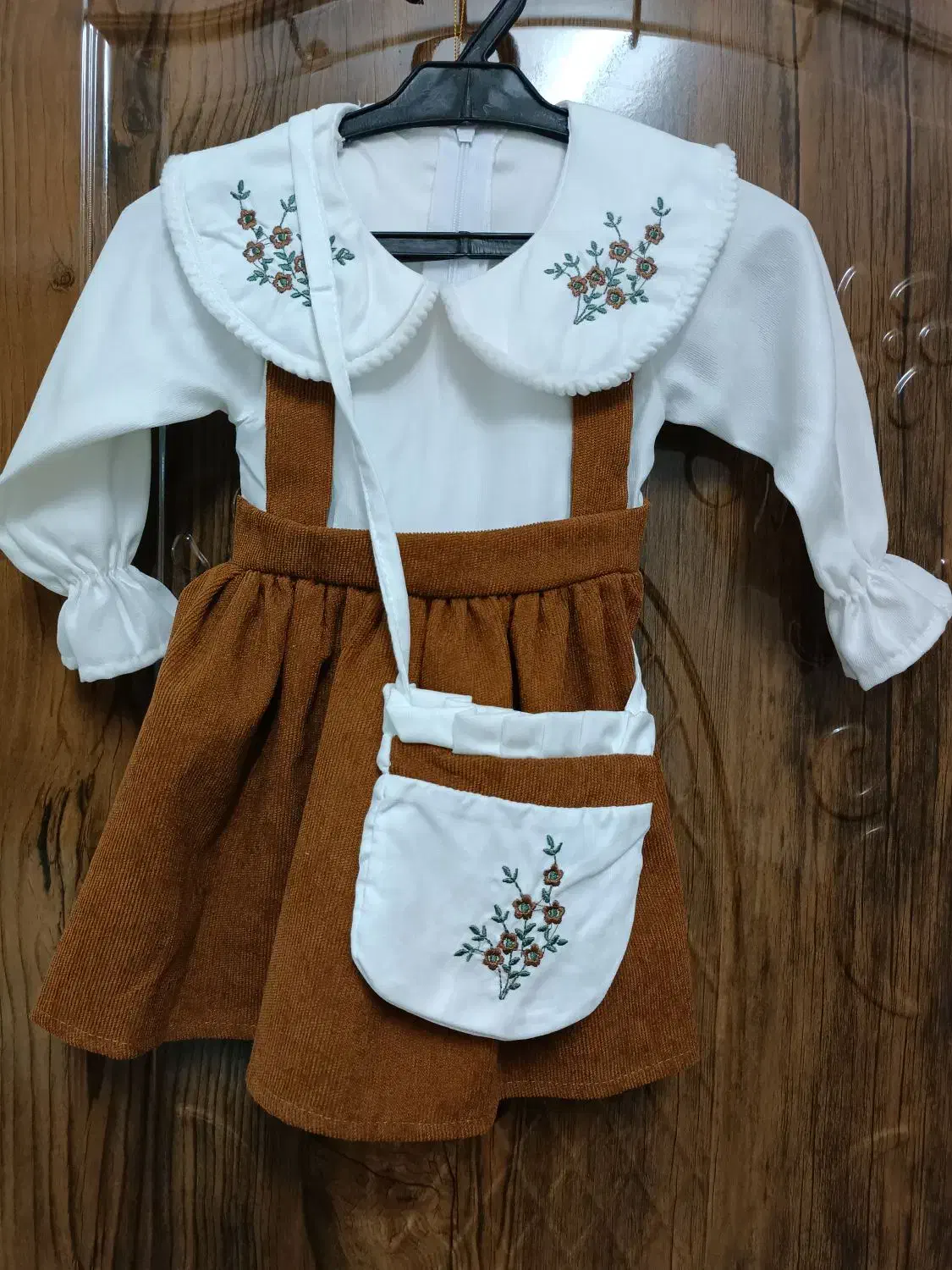 پیراهن دخترانه|کفش و لباس بچه|قم, نیروگاه|دیوار