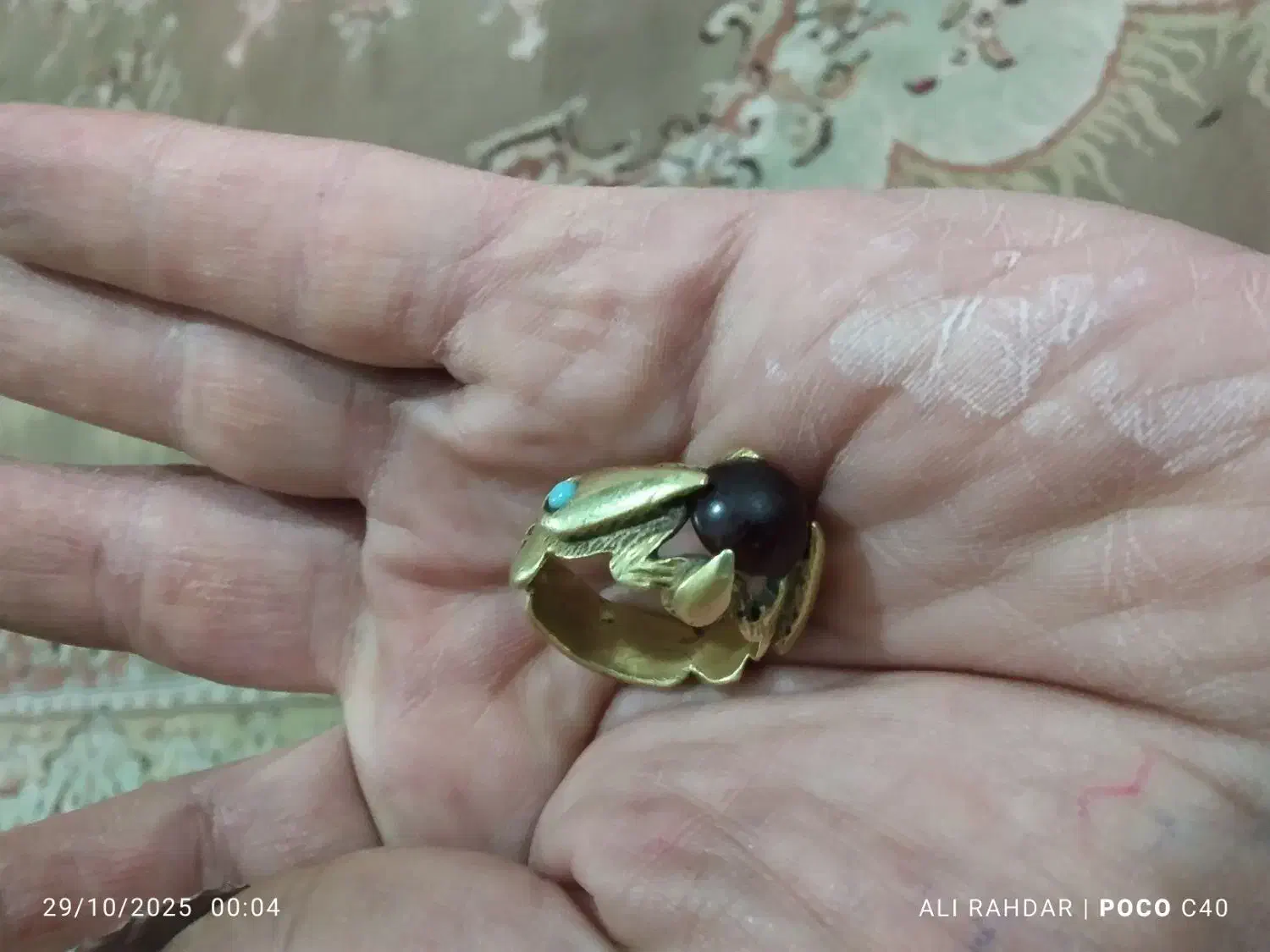 انگشتر طلا قدیمی عتیقه|جواهرات|بروجرد, |دیوار