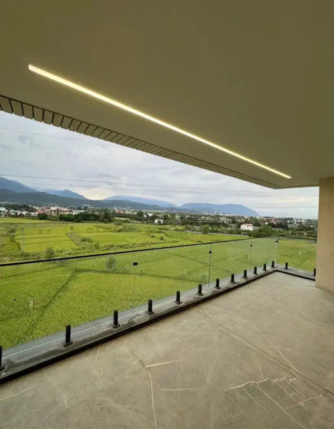 دهخدا واحد۲۰۳متری تک واحدی باویوابدی جنگل/نمامدرن|فروش آپارتمان|نوشهر, |دیوار