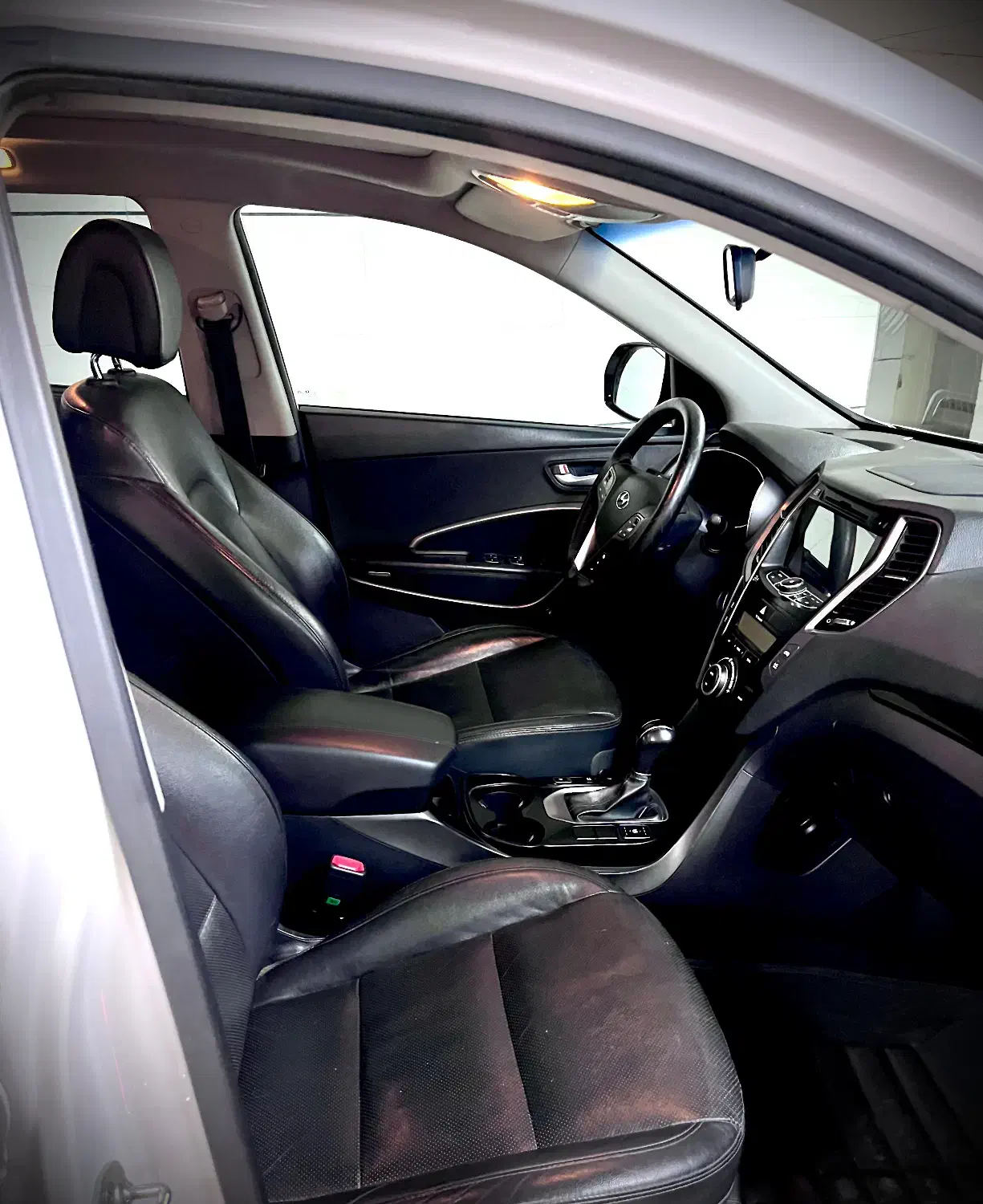 سانتافه ۲۰۱۵ فول ۷ نفره|خودرو سواری و وانت|شیراز, گلدشت معالی‌آباد|دیوار