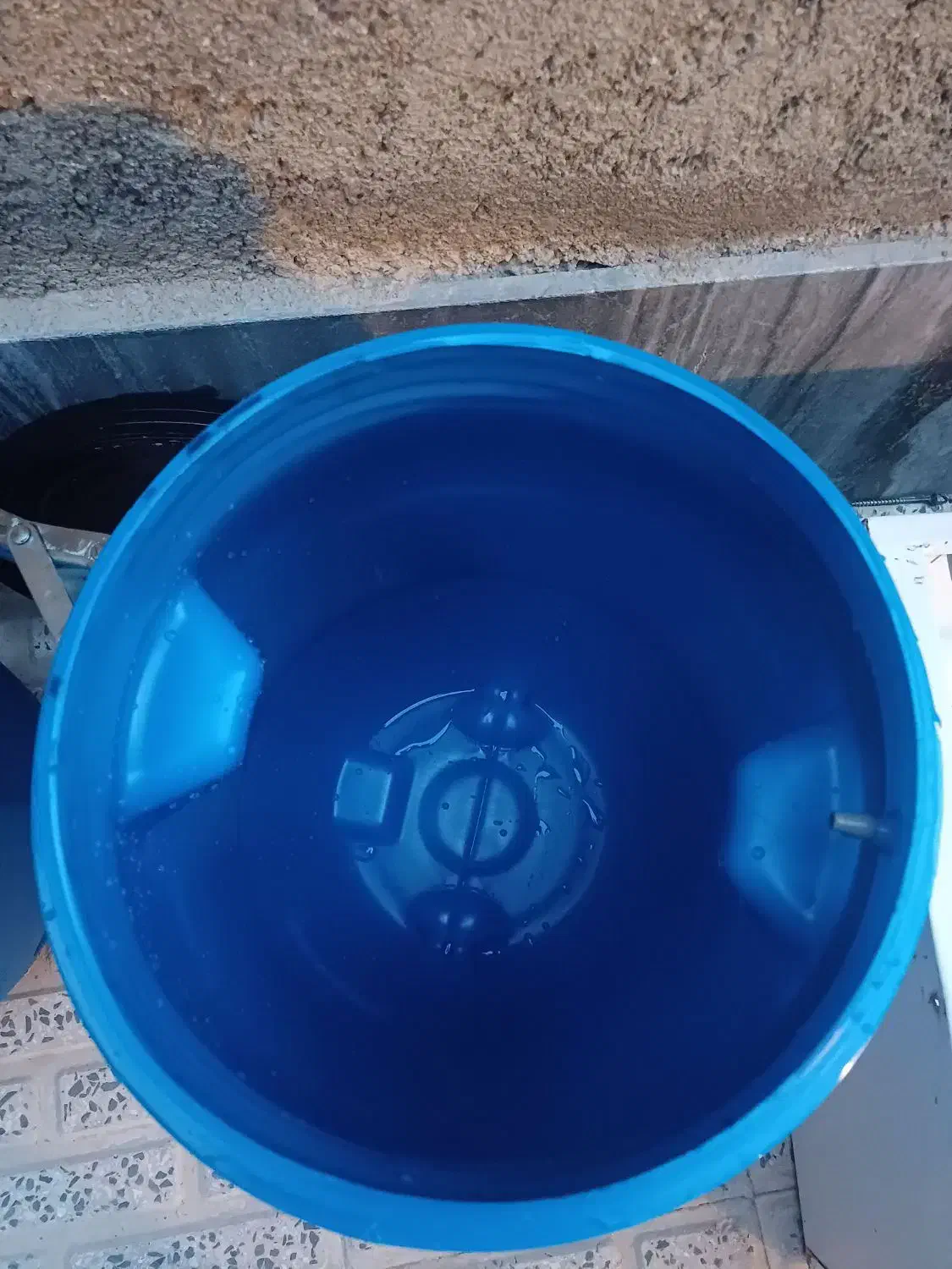 دبه ۳۵ کیلوی خارجی|ظروف نگهدارنده، پلاستیکی، یک‌بارمصرف|اراک, |دیوار