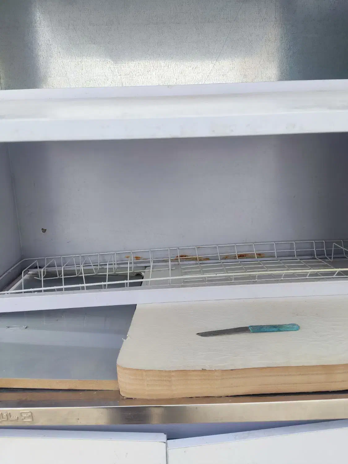 آبچکان|آب‌چکان و نظم‌دهنده ظروف|خرم‌آباد, |دیوار