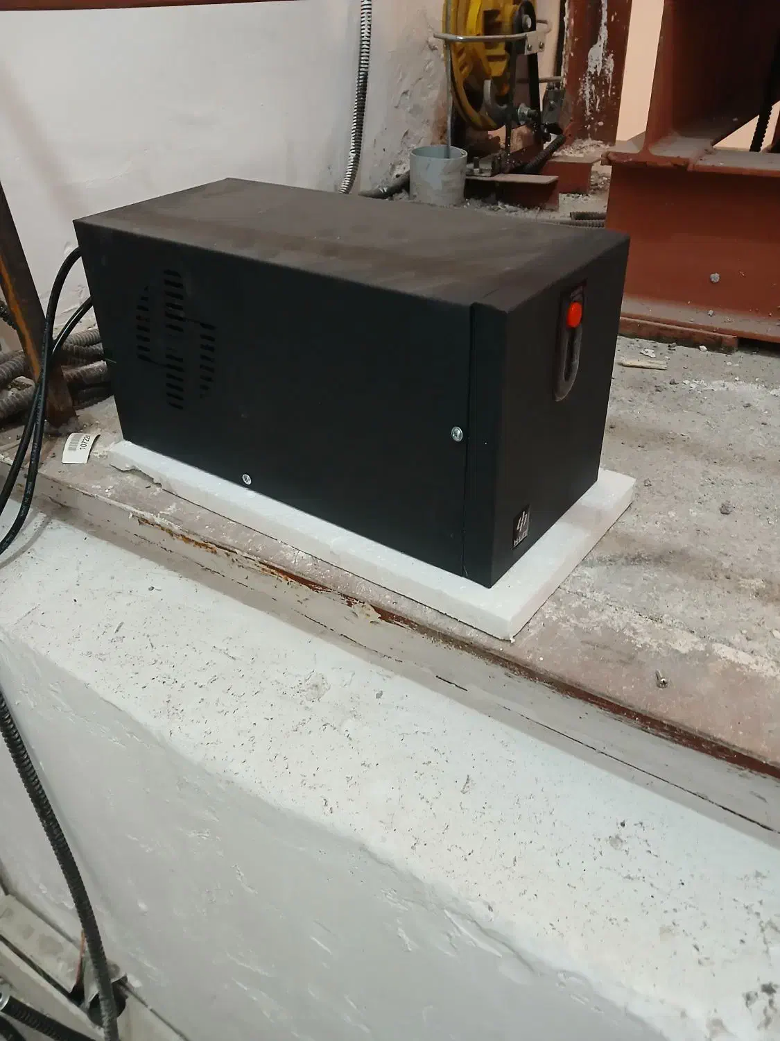 فروش ups 1.5 kva|مودم و تجهیزات شبکه|رشت, سعدی (تختی)|دیوار