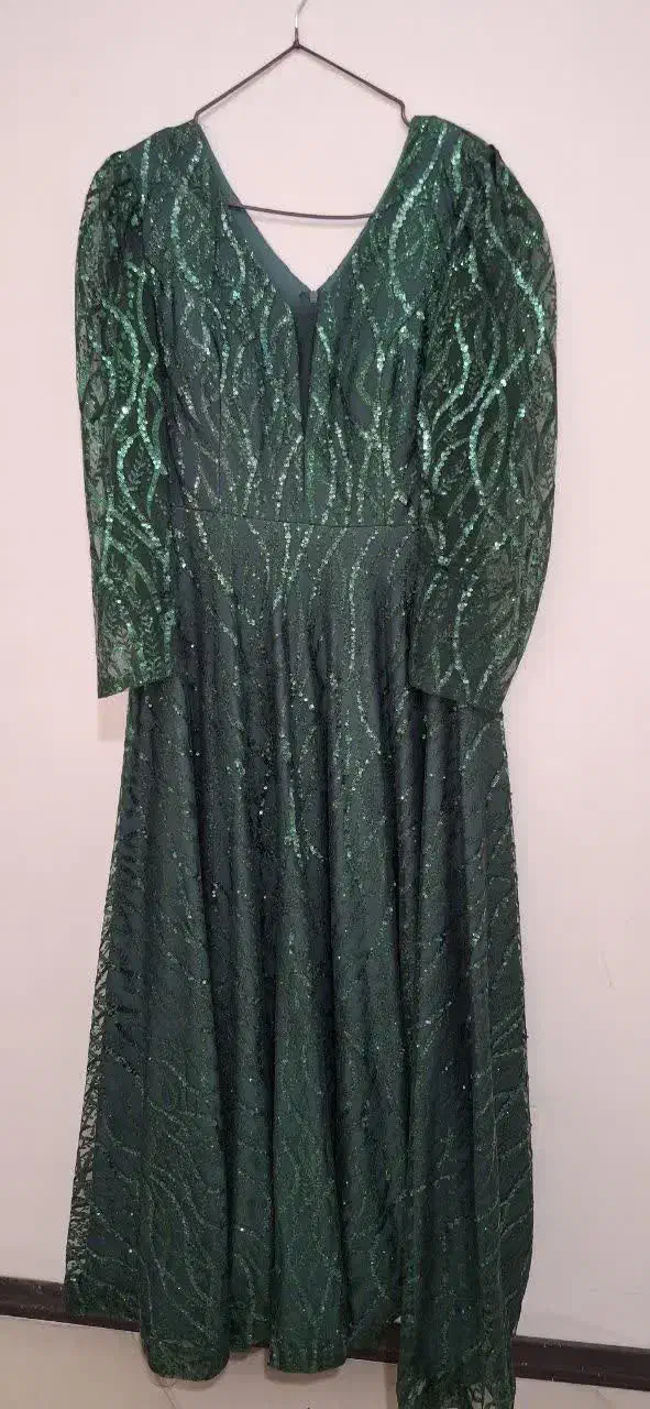 لباس مجلسی فروش فوری|لباس|اندیشه, اندیشه فاز ۱|دیوار