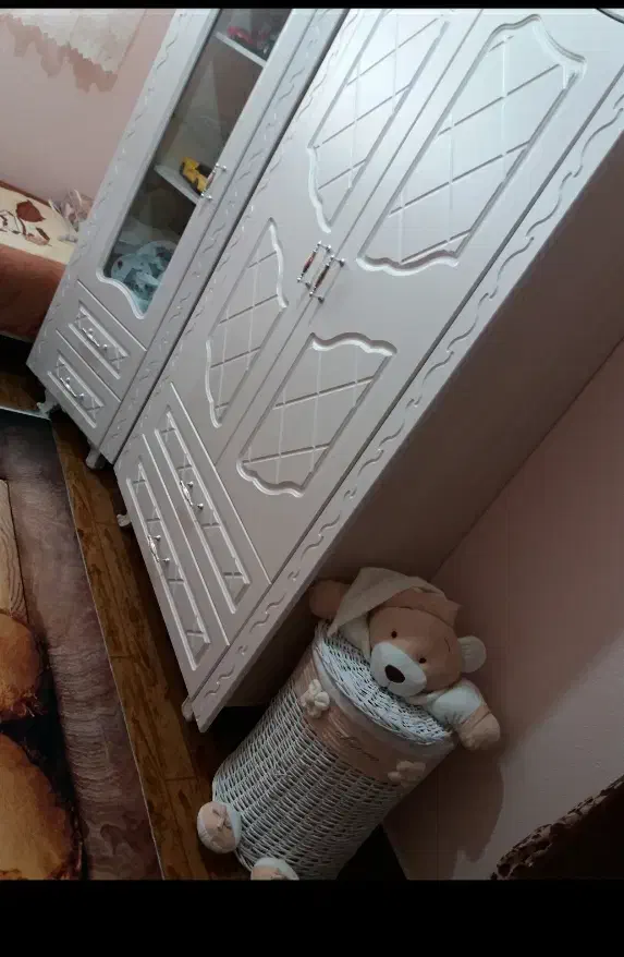 سرویس خواب نوزاد نوجوان|تخت و سرویس خواب|شاهینشهر, شهرک گلدیس|دیوار