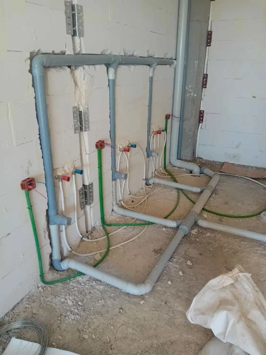 همکاریدرلولهکشی|خدمات پیشه و مهارت|سراب, |دیوار