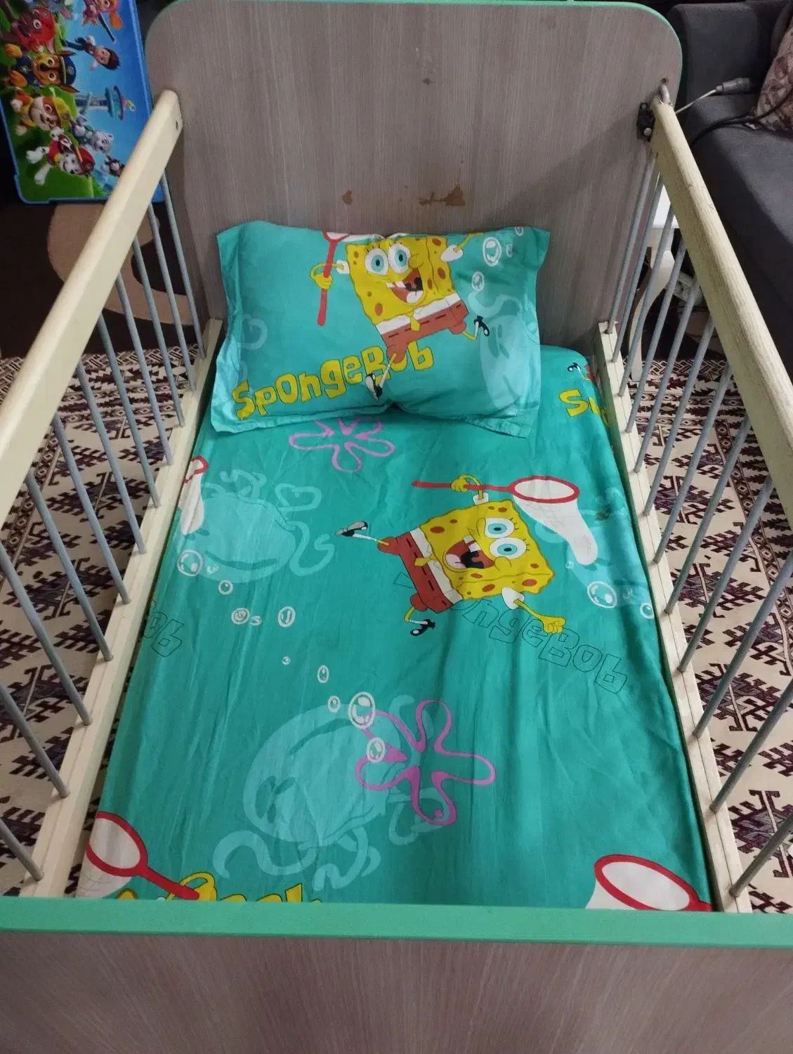 تخت کودک|تخت و صندلی بچه|گنبد کاووس, |دیوار