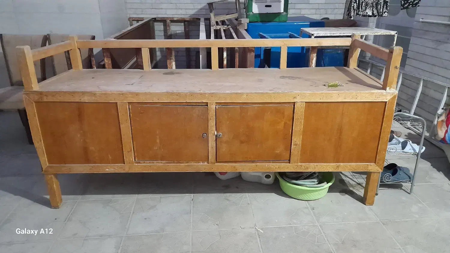 کمد و زیر باری چوبی بزرگ|جاکفشی، کمد، دراور|داراب, |دیوار