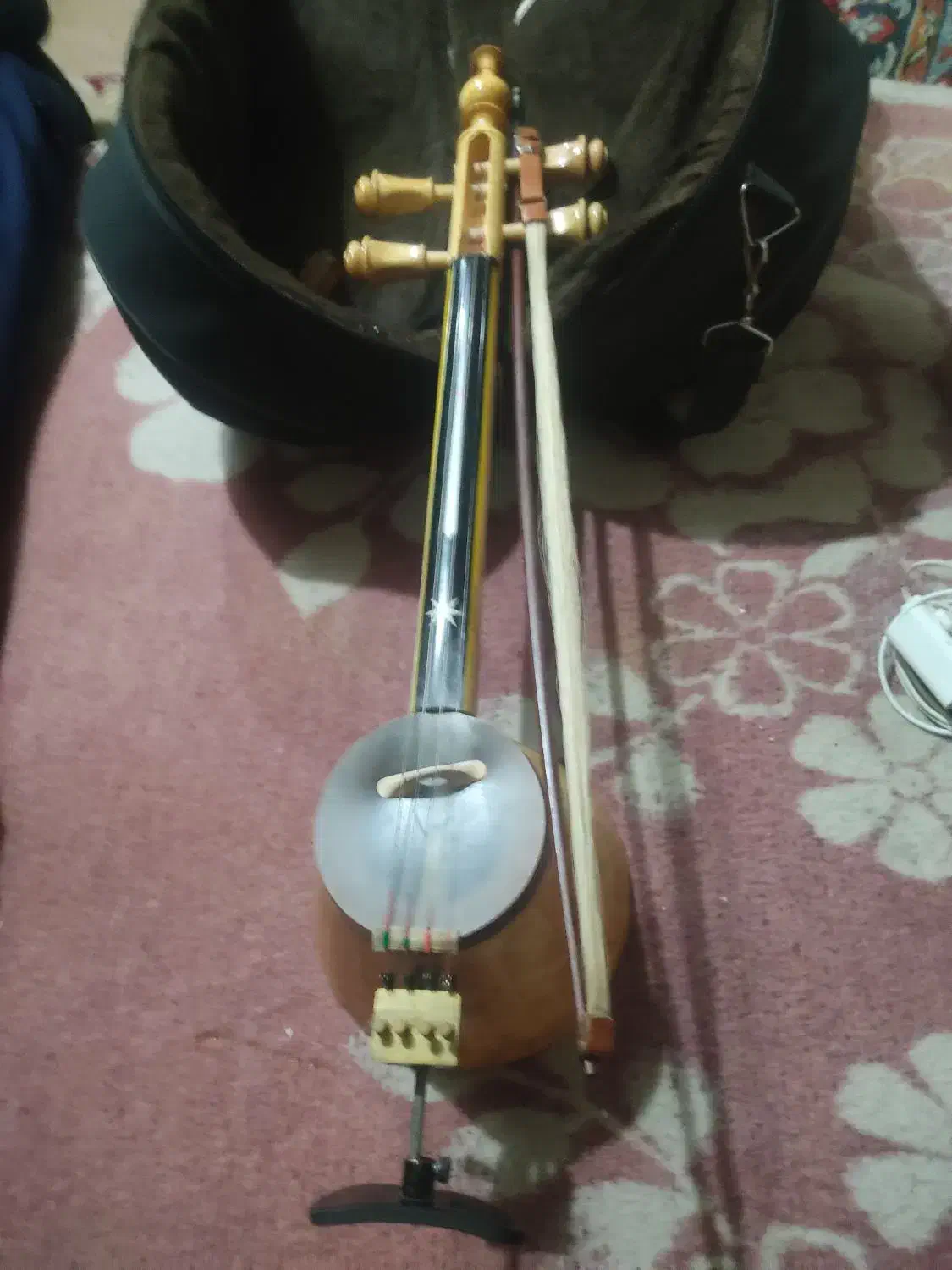 کمانچه|سازهای سنتی|دورود, |دیوار