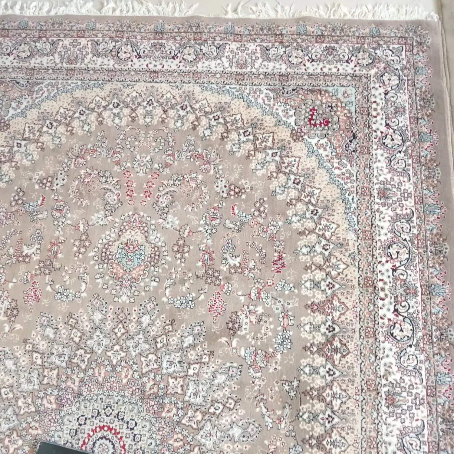 فرش ماشینی|فرش|قدس, شهر‌قدس|دیوار